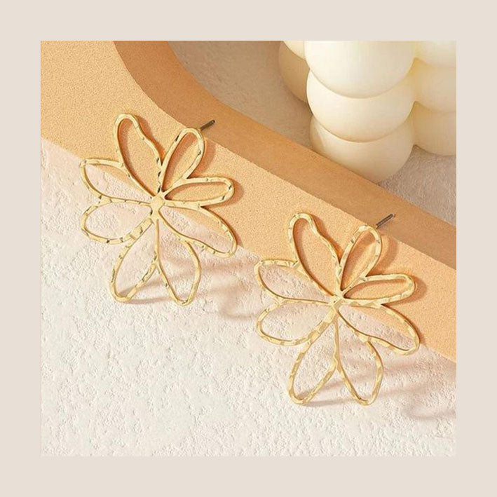 Flower Design Stud Earrings - MyKady