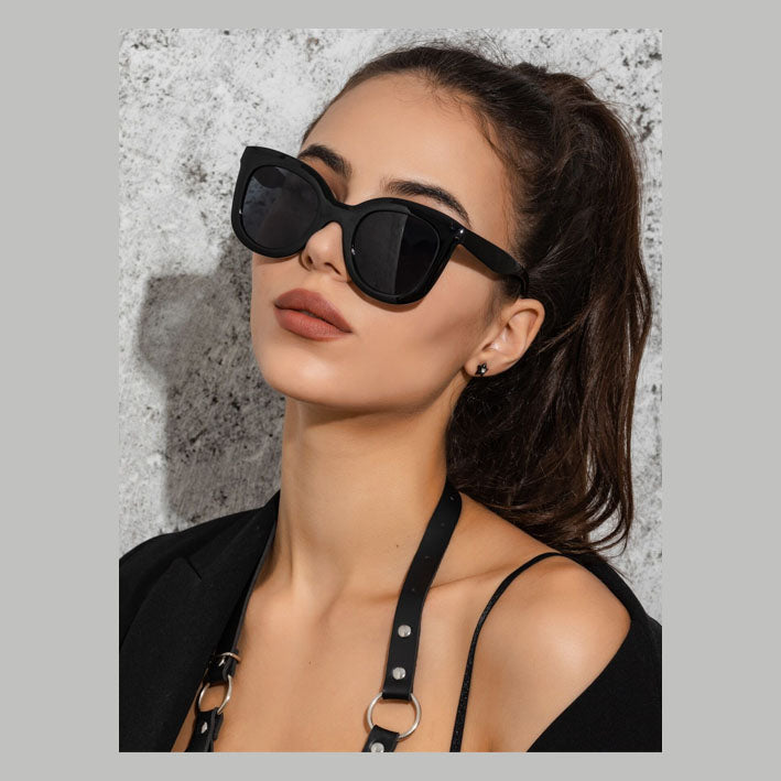 Oval-shaped Fashionable Sunglasses - MyKady
